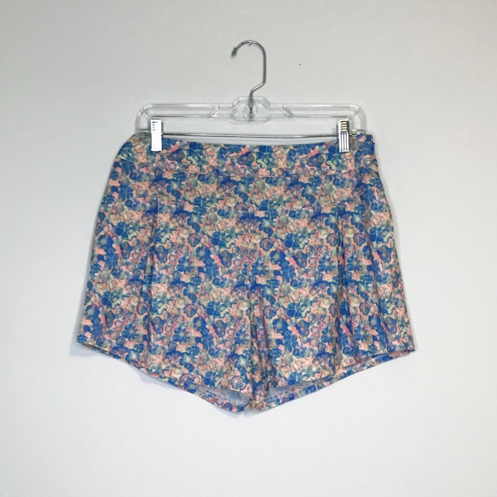 Adidas Women’s Floral Active Shorts Size 8